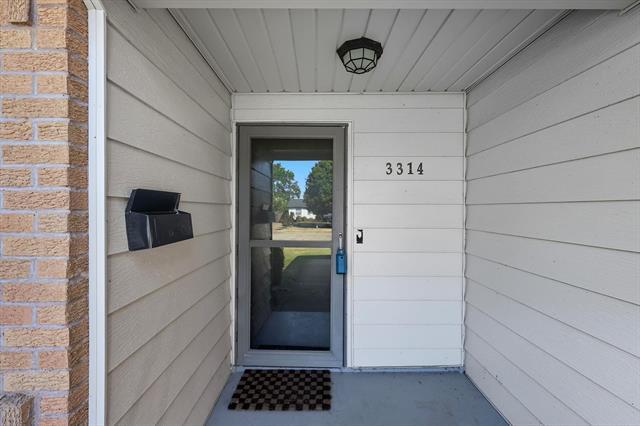 Photo - 3314 Ridgefield St