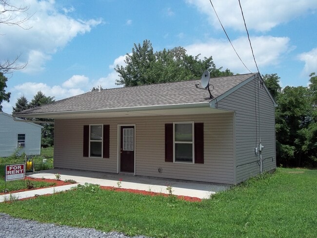 Photo - 10 Locust Ln