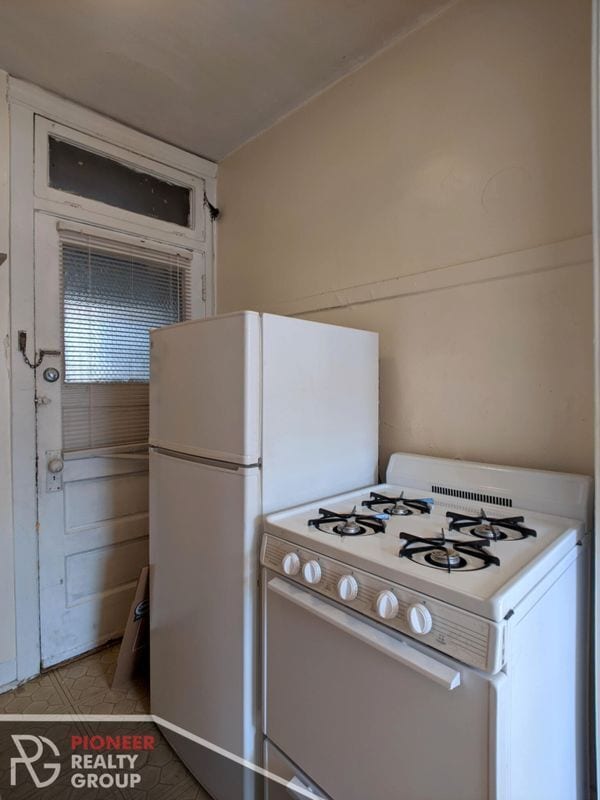 Photo - 516 W Cornelia Ave Unit 109