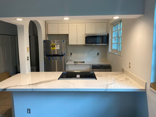 Photo - 359 Meridian Ave Unit 210