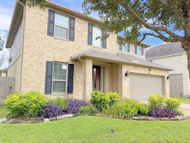 Photo - 8611 Oakdale Blf Ct