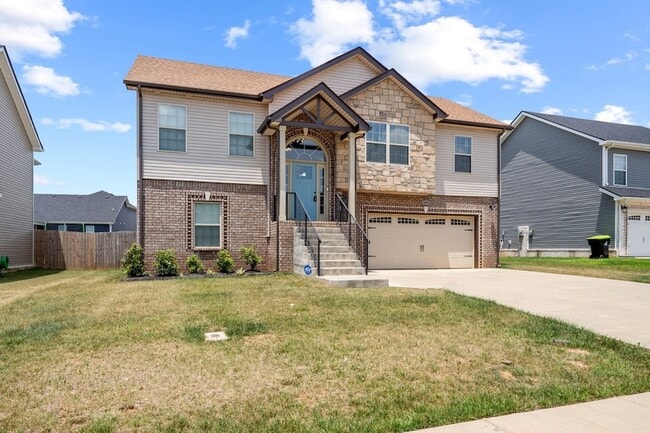 Photo - 1049 Whitney Dr
