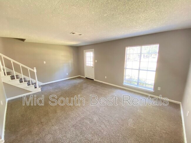 Photo - 3753 Firethorne Dr