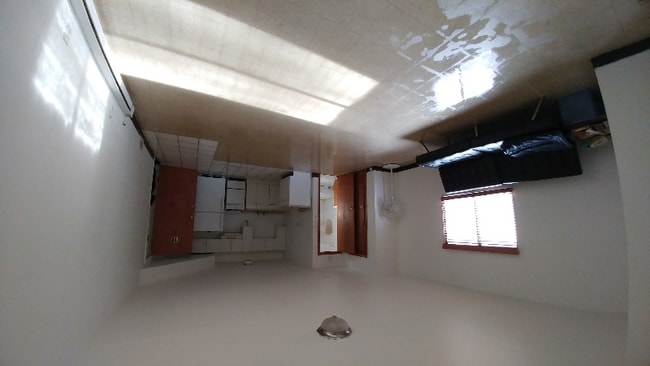 Building Photo - 43 Wawayanda Ave