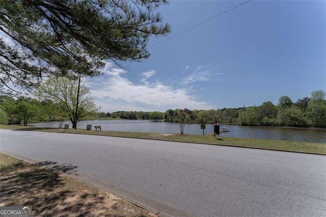 Photo - 7065 Mahonia Pl