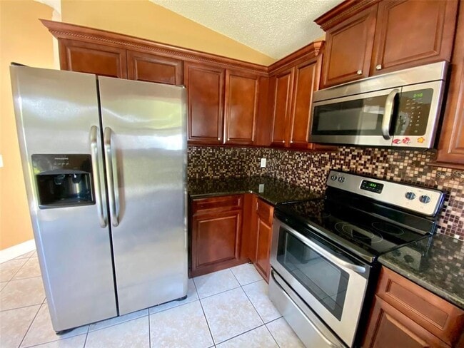 Photo - 880 Nelson Dr