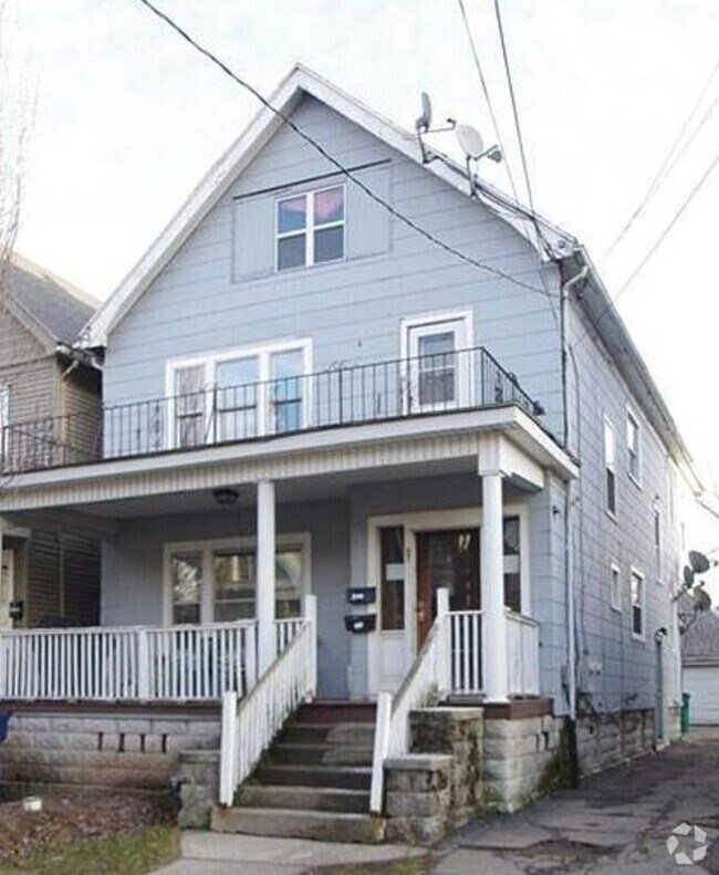 Building Photo - 97 Briggs Ave Rental