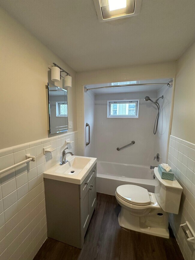 Photo - 12 Hill St Unit 3