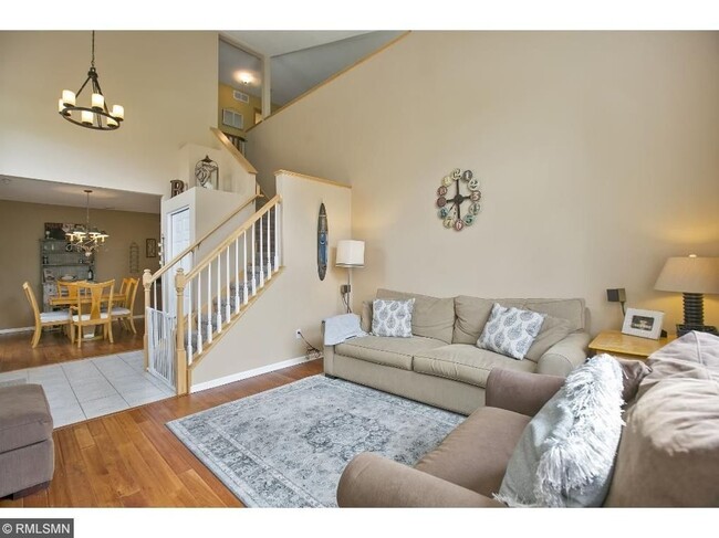 Photo - 17647 Hackberry Ct