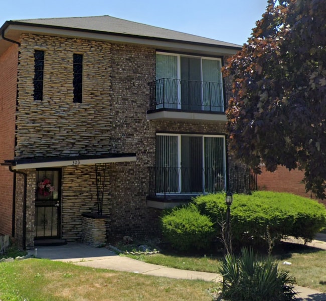 Building Photo - 323 Luella Ave Unit 1