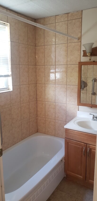 Photo - 11 Cady St (Lowell, MA)