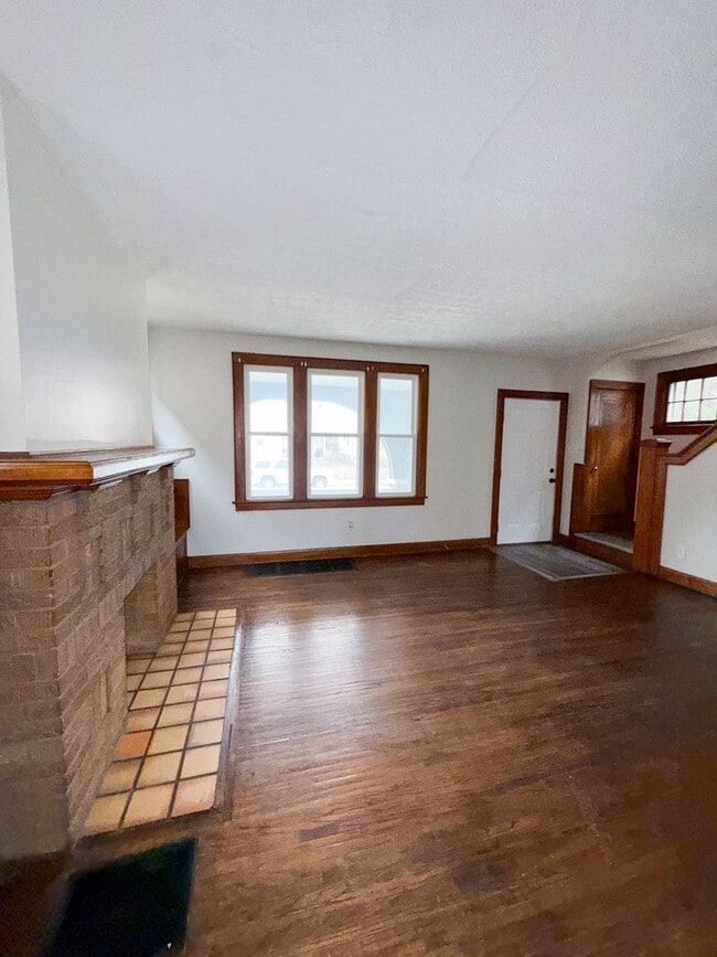 Photo - Charming 3BR Southern Orchards Home w/ Original Woodwork & Decorative Fireplace