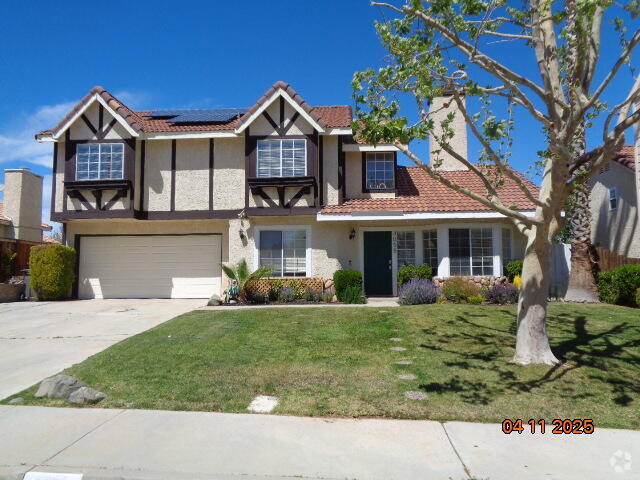 Building Photo - 3055 Paxton Ave Rental