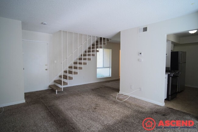 Photo - Central Bakersfield Condo!