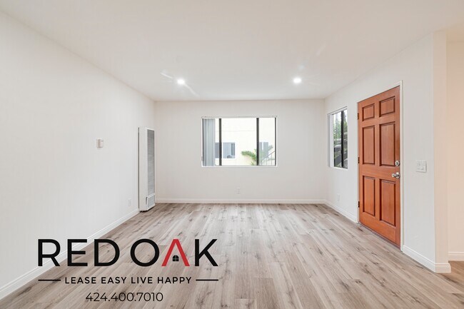 Building Photo - 354-360 Rennie Ave Unit 354