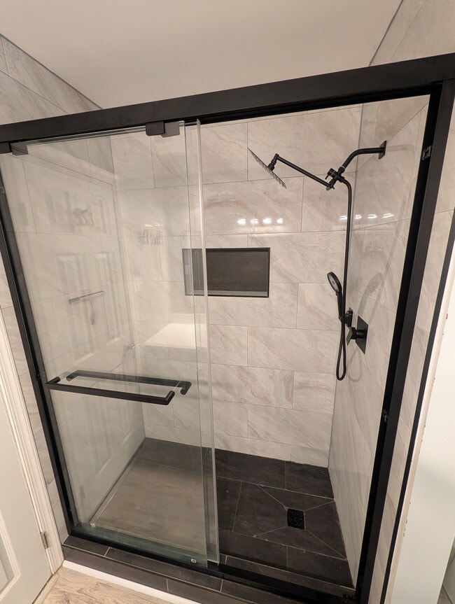 Photo - 3756 Governors Way