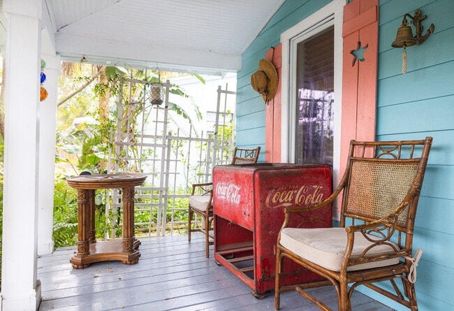 Photo - 511 41st Ave S