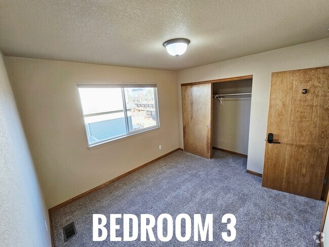Building Photo - 2225 Bucolo Ave Rental