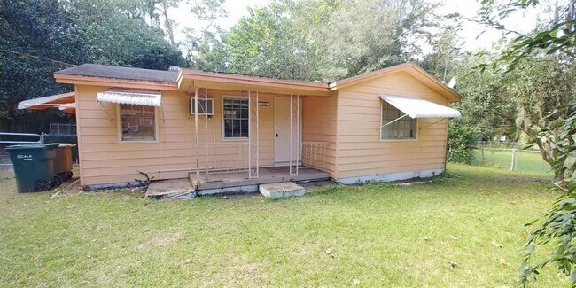 Building Photo - 1428 NE 12th Ave Rental
