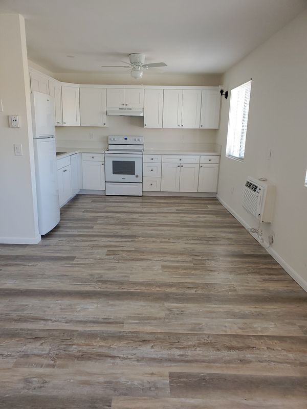 Photo - 9765 Dale Ave