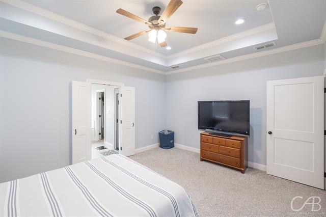 Photo - 302 Bella Wy