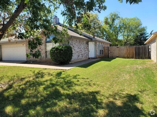 Building Photo - 7320 Nantucket Dr Rental