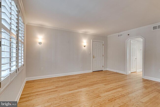 Photo - 610 Bashford Ln Unit 1313