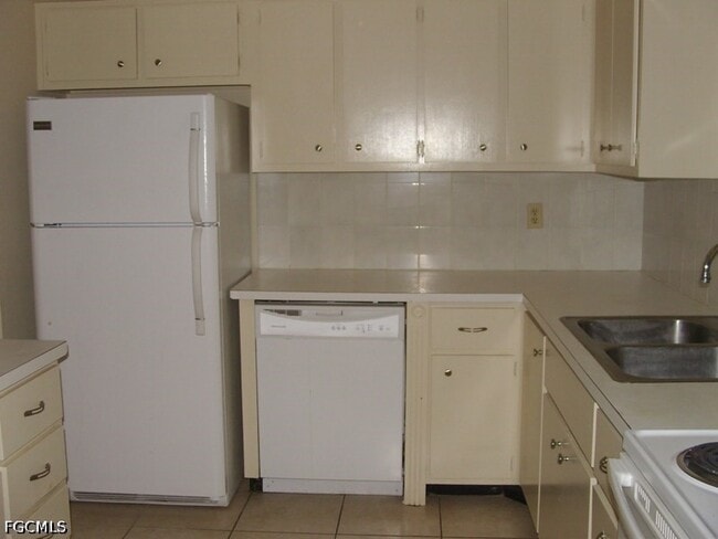 Photo - 217 Jayview Ave.