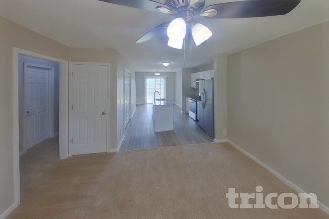 5020 Boyd Dr