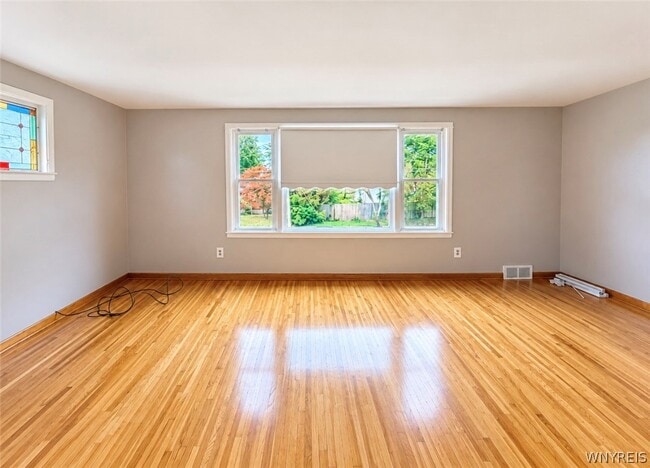 114 Newell Ave