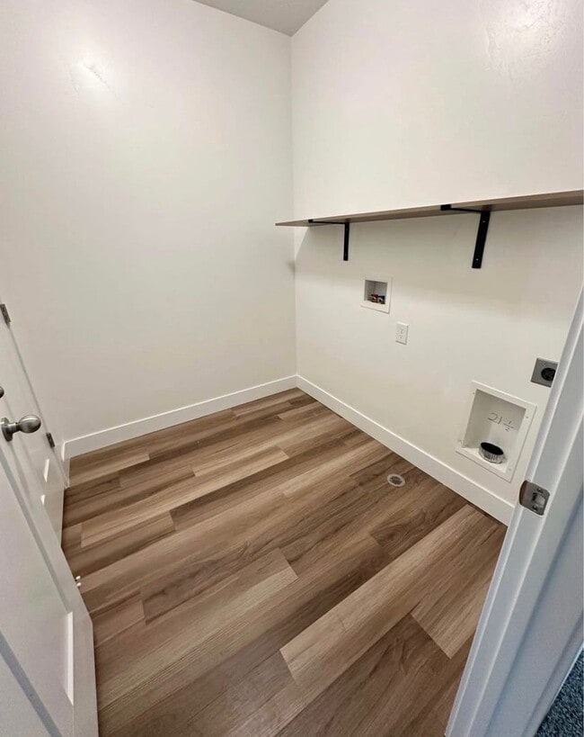 Photo - ? For Rent: Beautiful 3-Bedroom, 2-Bathroo...