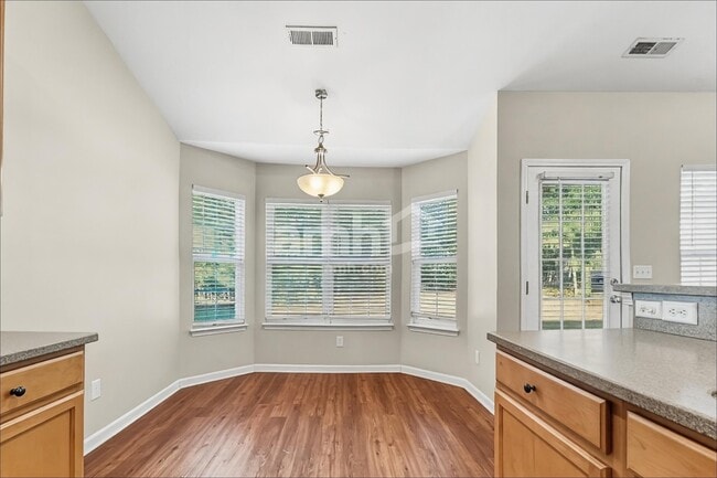 Photo - 9029 Robins Nest Way