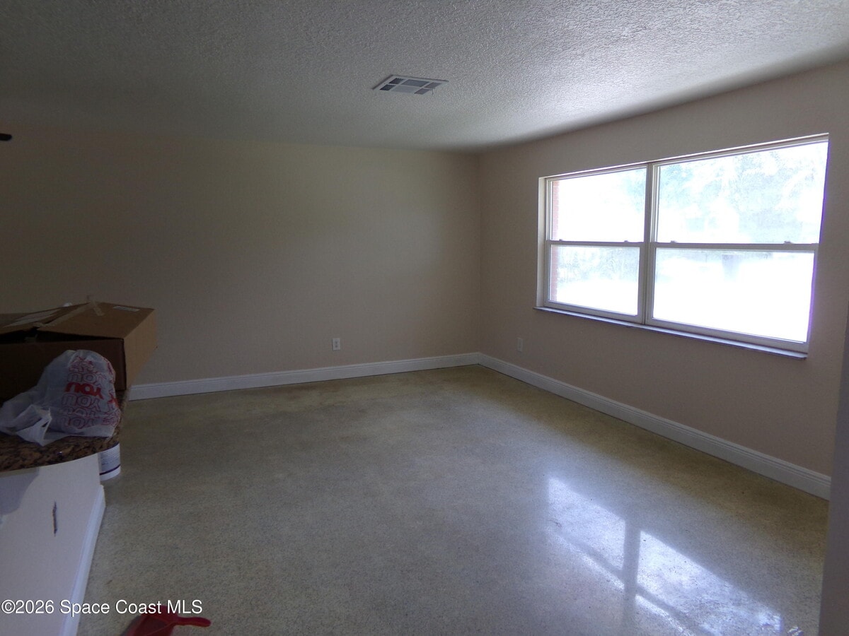 Photo - 1819 Poinsetta Blvd