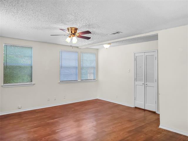 Photo - 2509 Earl Ln