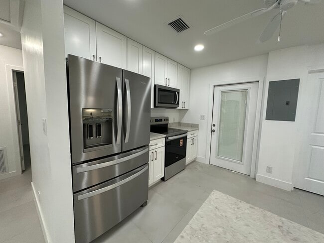 Photo - 2112 Garfield St Unit 2112 Garfield Street