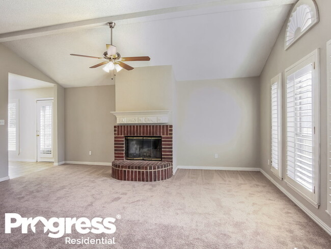 Photo - 4079 Tulip Tree Dr