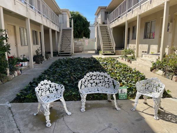 Photo - 3351 Vinton Ave