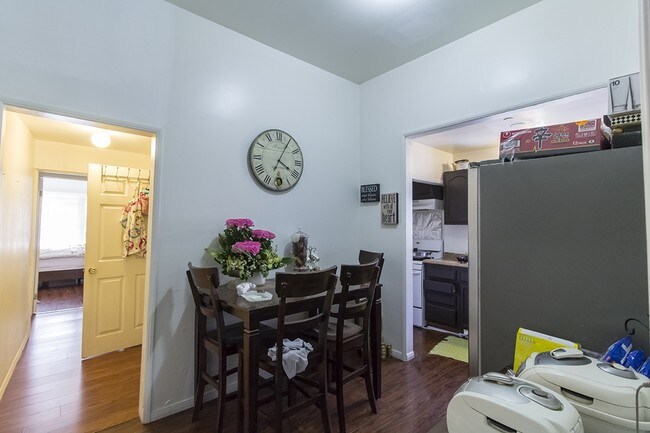 Photo - 1213 Dewey Ave