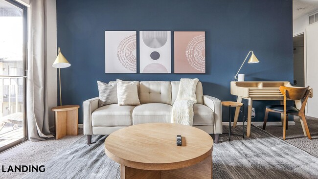 Photo - 1071 Clayton Ln Unidad M1403