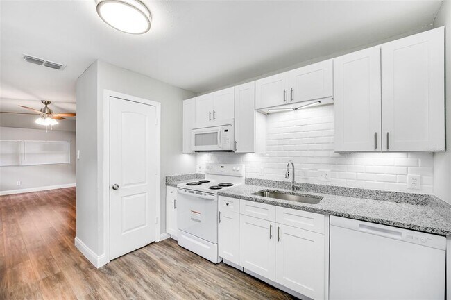 Photo - 1510 E New Orleans Ave