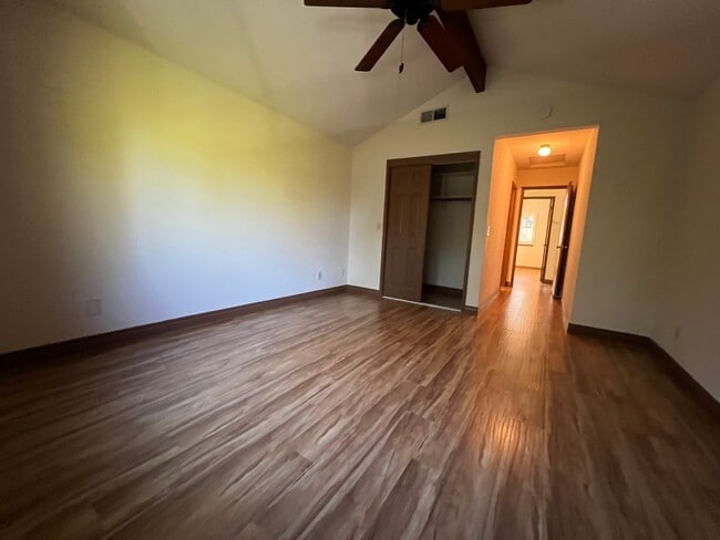 Photo - Quiet Home In Serene Green Belt In The Hea...