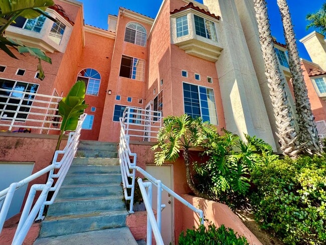 Building Photo - 221 Donax Ave Rental