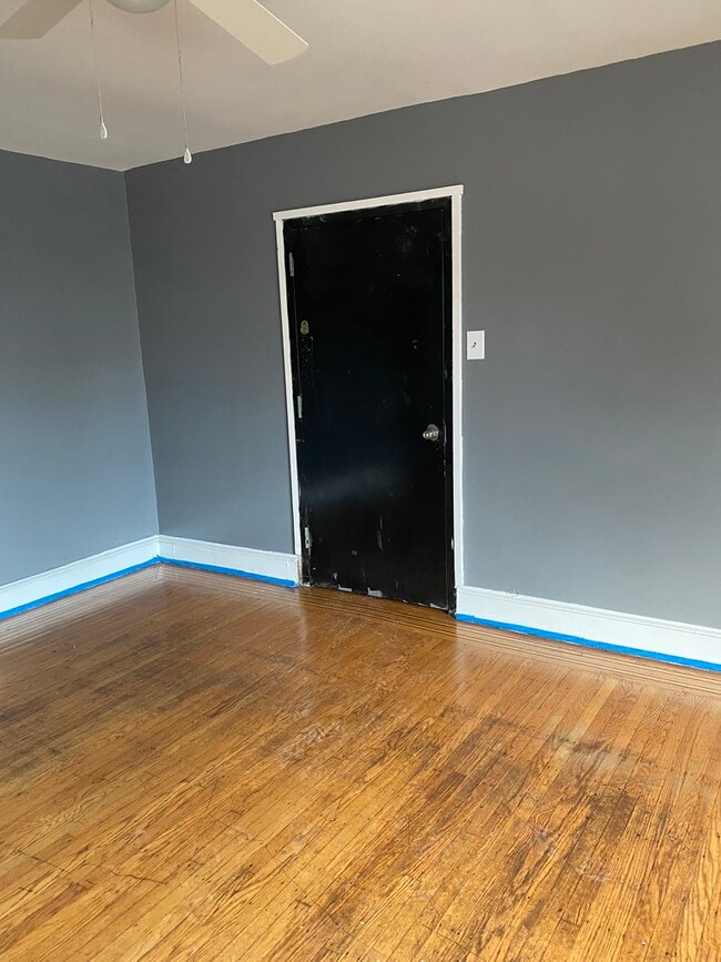 Sala de estar - 1921 W Chew St Unidad 3 basement