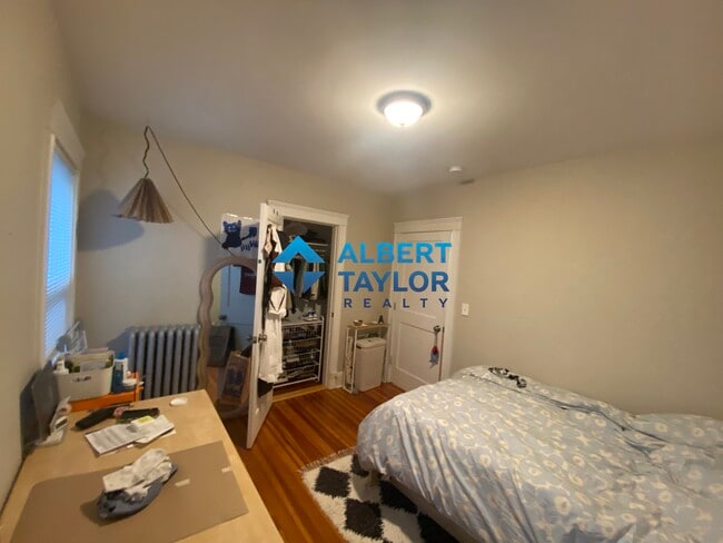 Photo - 21 Moraine St