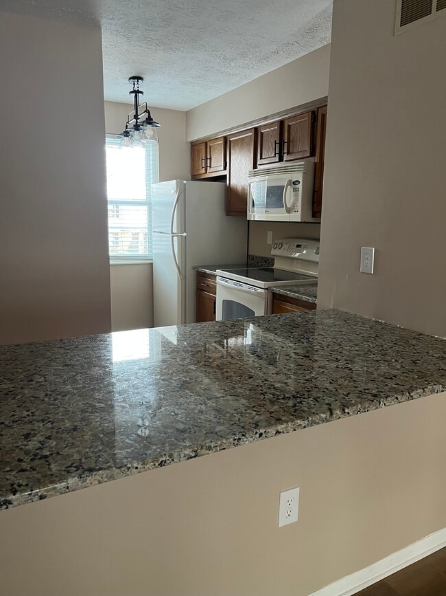 Mostrador/barra - 112 Forest Dr