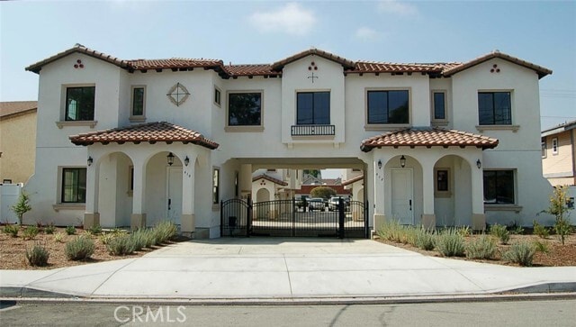 Building Photo - 425 W Duarte Rd Unit 413A Rental