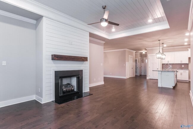 Photo - 14668 Greenleaf Dr