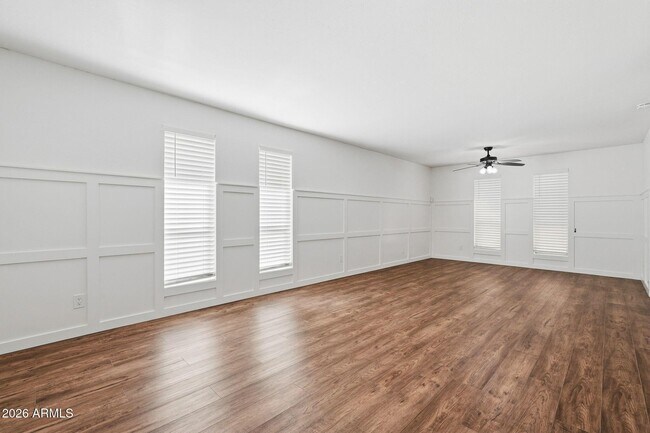 Photo - 231 N Robson