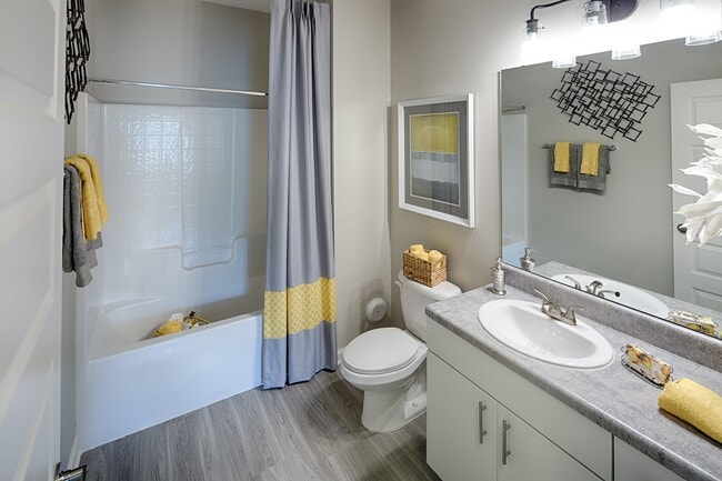 Capital Creek at Heritage Apartments
