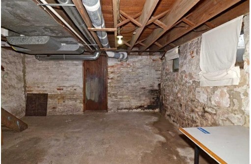 Photo - 223 7th St